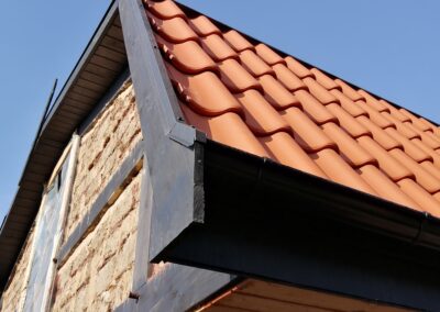 dach mansardowy Biały Bór realizacja Petreccy dachówka ceramiczna