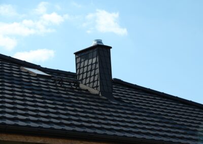 montaż dachówki ceramicznej Creaton Koda na nowym domu w Sieroczynie gmina Człuchów